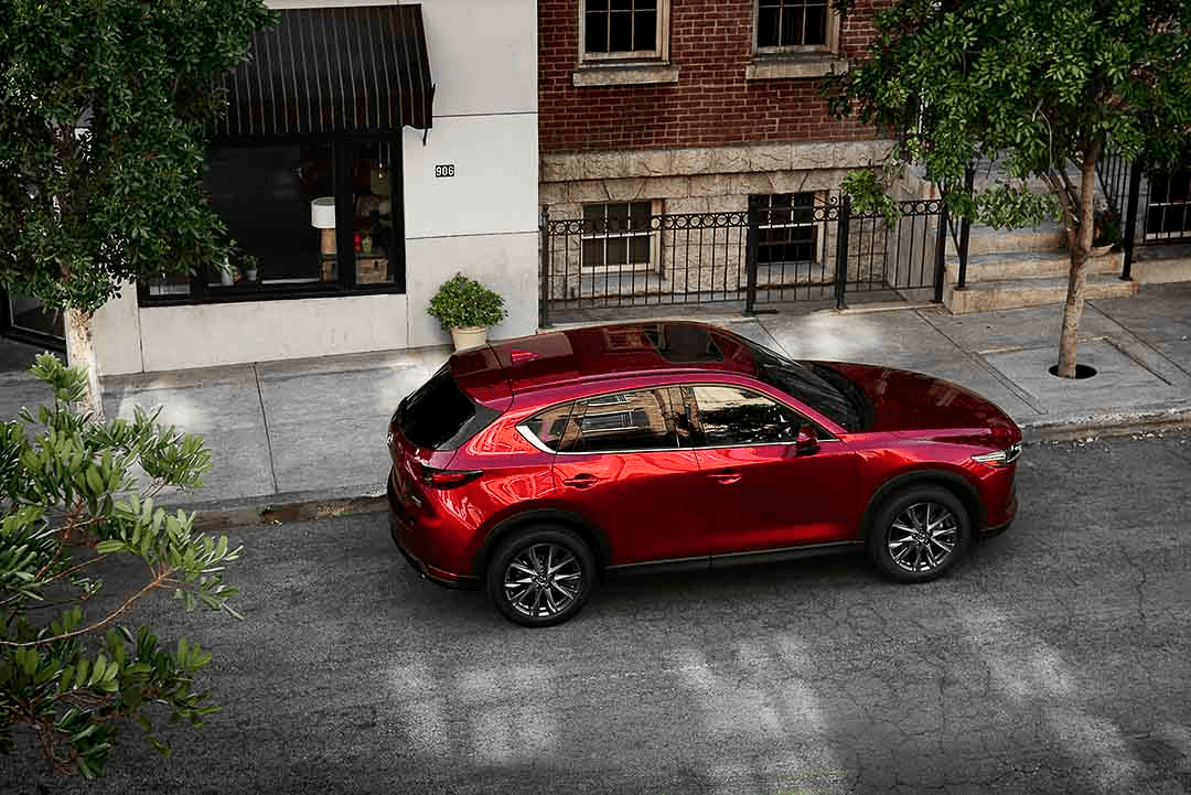 vue latérale du Mazda CX-5 2021