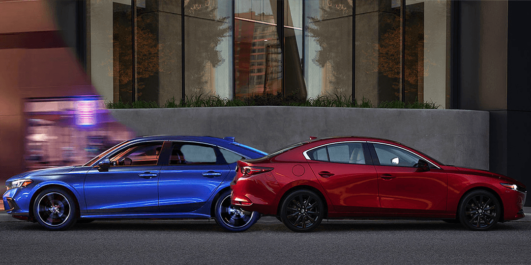 Honda Civic 2022 vs Mazda3 2021